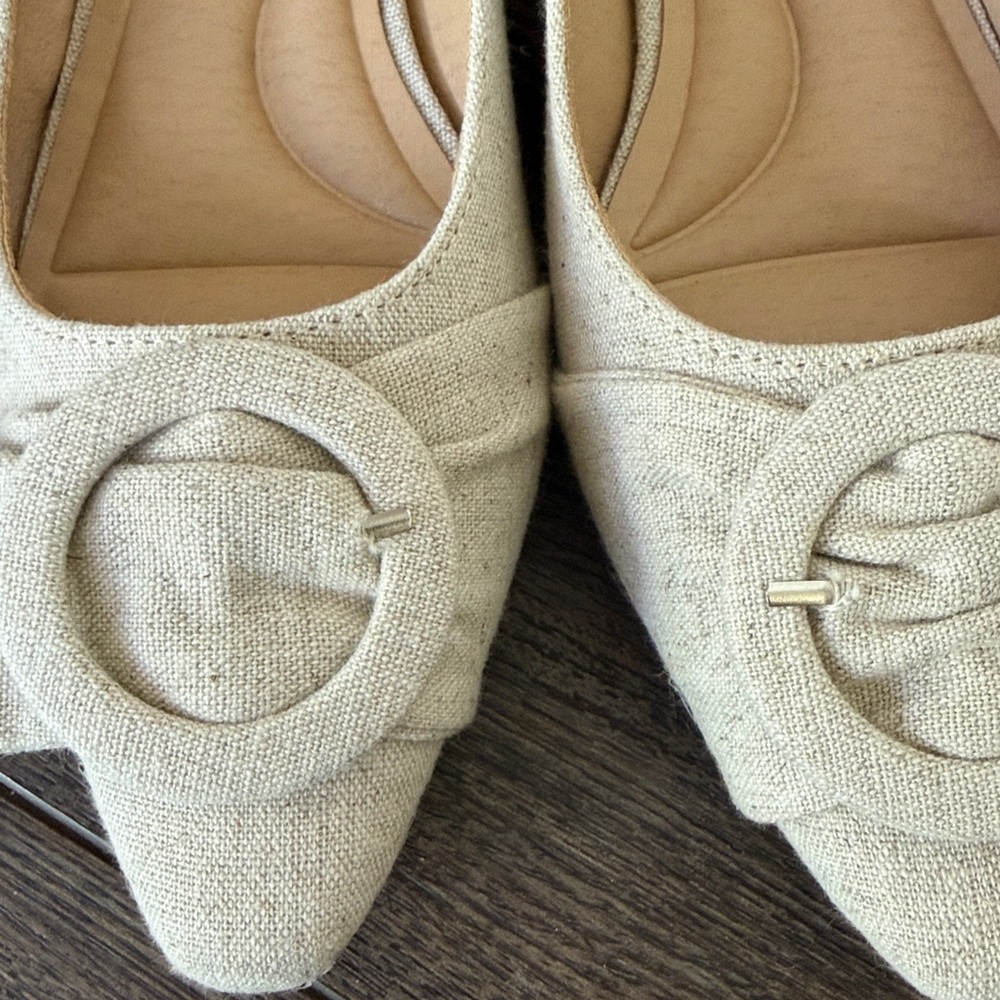 CL by Laundry Cream Linen-Look Slingback Sandals with Buckle Accent 7.5 - Picture 5 of 9